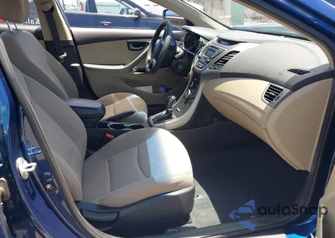 2016 Hyundai Elantra Se z USA, uszkodzony, nr VIN 5NPDH4AE5GH771949